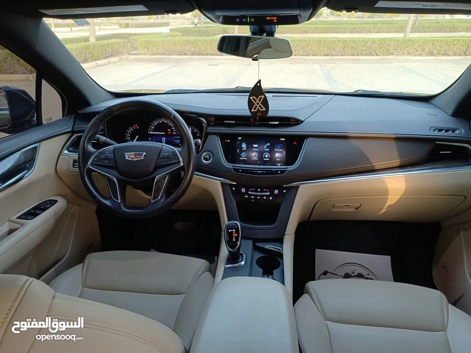 كاديلاك XT5 دفع رباعي (AWD)