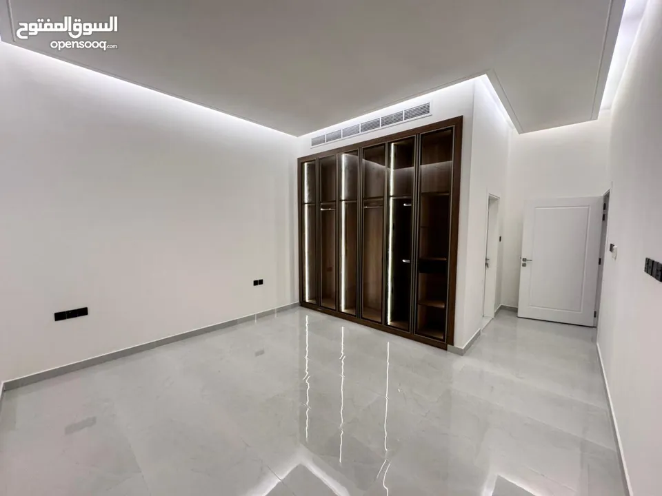 Villa for Rent  in a Prime VIP Location in Al Alya, Ajman  _  للإيجار فيلا  موقع مميز VIP فى العاليا