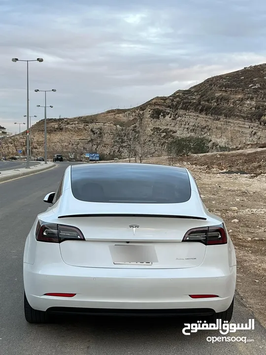 Tesla 3 2022 long range