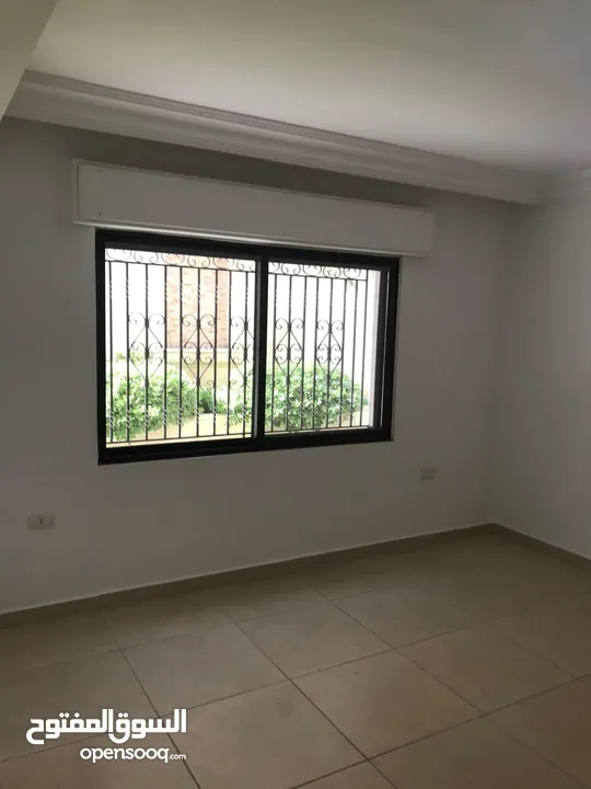 شقة ارضيه 4 غرف نوم للايجار في دير غبار - 14573