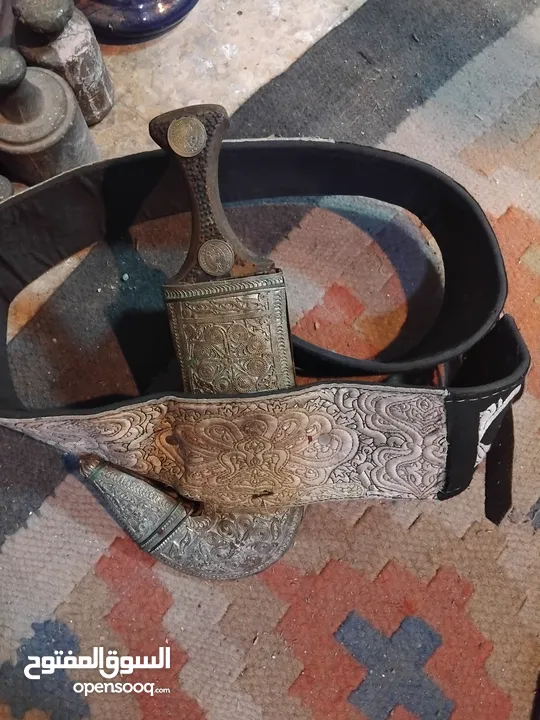 مجموعه مميزه من التحف