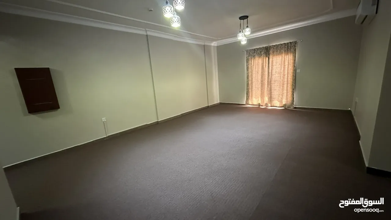 2 Bedroom Flat in Mahooz