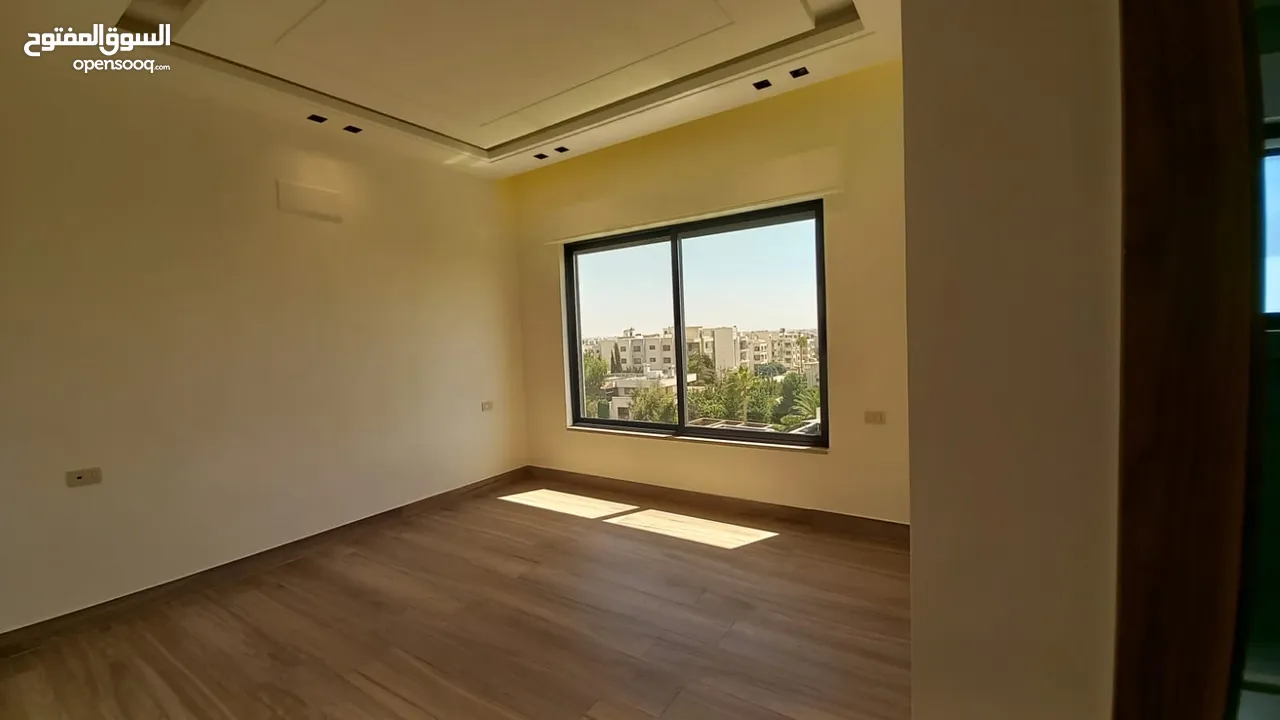 شقة شبه مفروشة للايجار في عبدون  ( Property 38438 ) سنوي فقط