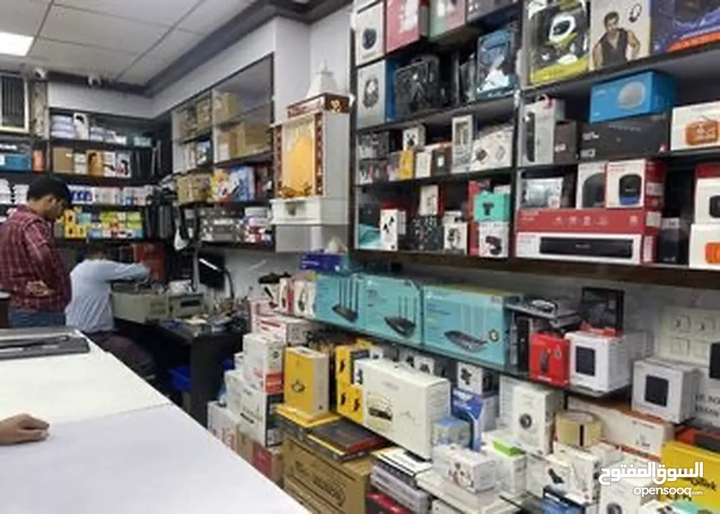 Computer shop for sale