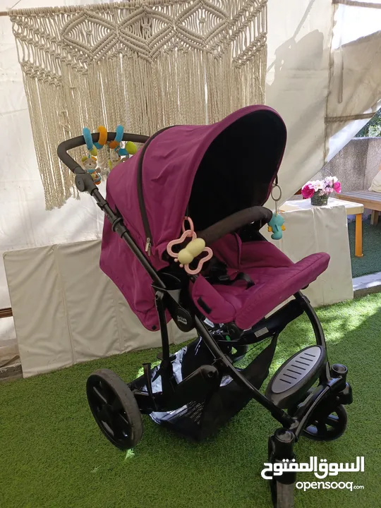 عرباية أطفال ماركة Britax بحاله ممتازه