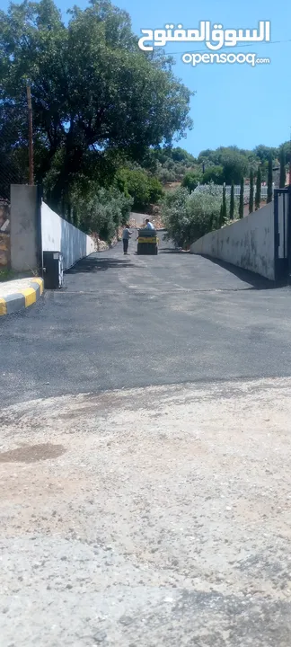 تزفيت ساحات ابو محمد نعمل على عزل اسطح وتزفيت ساحات وفتح شوارع