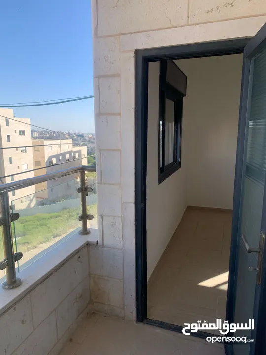 تأجير شقة طابق اول واد ابو اكتيلة