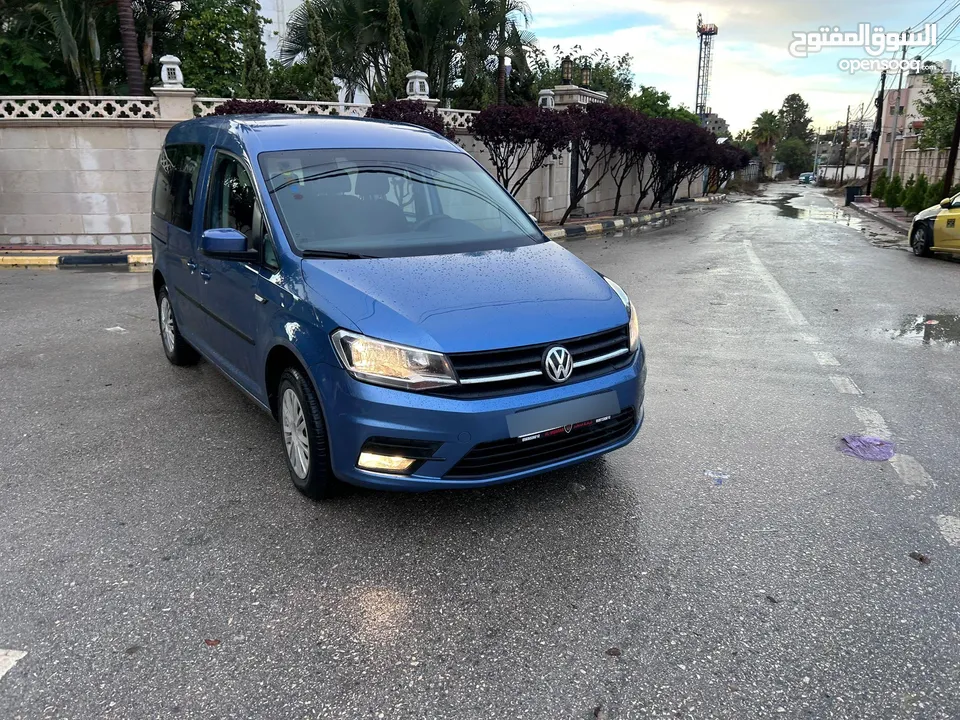 كادي 2018_ماتور2000ديزل _(ركاب 6+1)غيار عادي عداد 110الف _غرفة مبطنة صلاة النبي نخب ومميز من الاخر