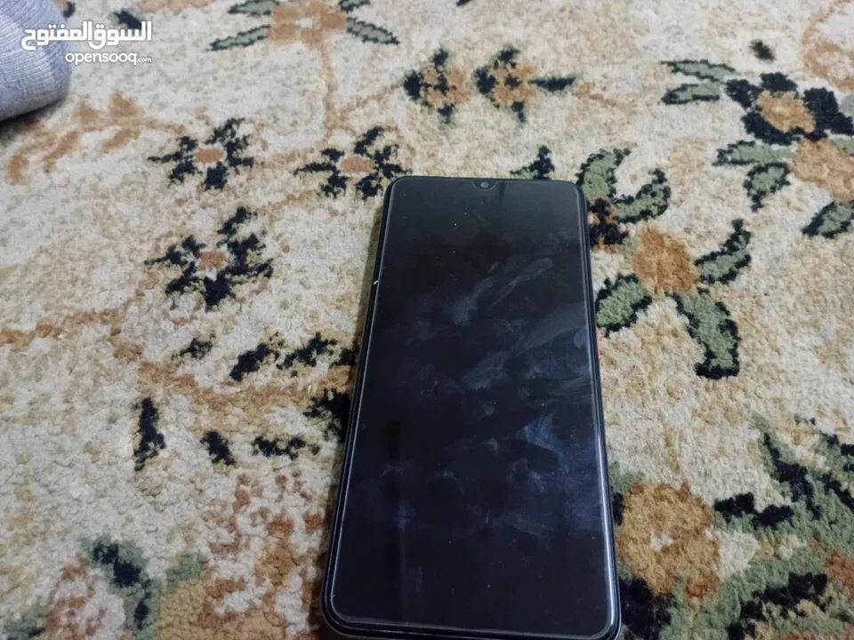 هاتف  ZTE    rom64gb  ram:6 ;4+2gb  camera:8mp  battery:5000mAh