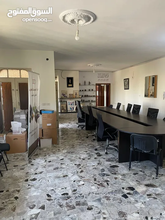 للايجار طابق كامل من المالك مباشره في عمارة خاصة