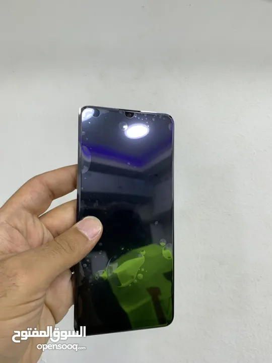 شاشة سامسونج m32 اصلي شركة مع فريم
