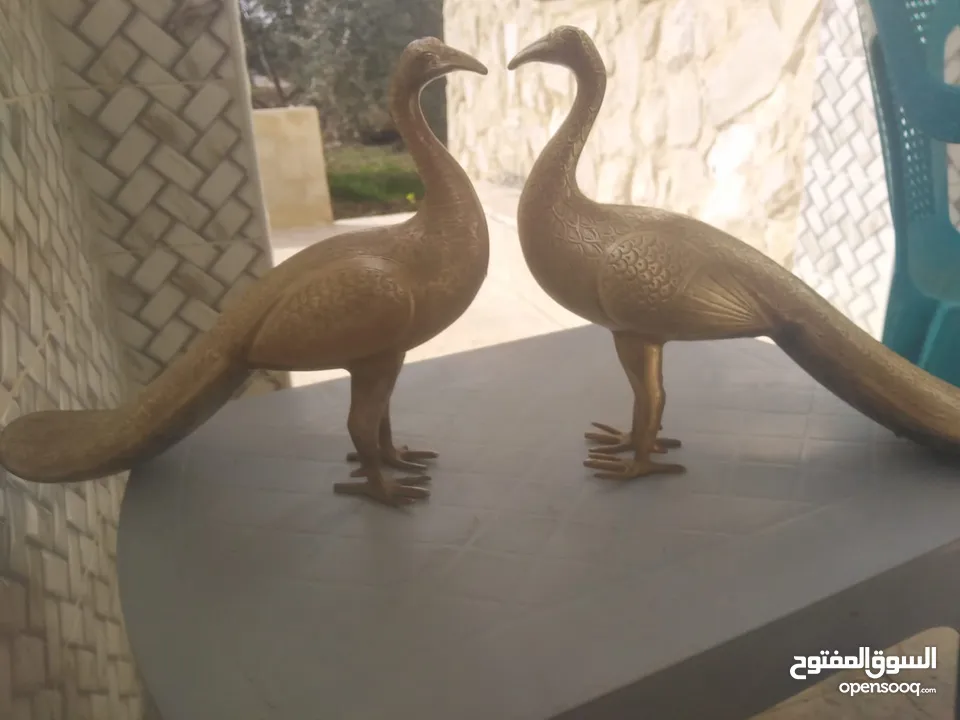 طاووس عدد 2 نحاس اصلي للبيع ب 65 دينار وزنهم 3 كيلو