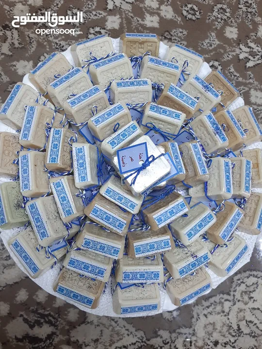 صابون تجميلي وكريمات. بكجات هدايا.مزيل عرق طبيعي