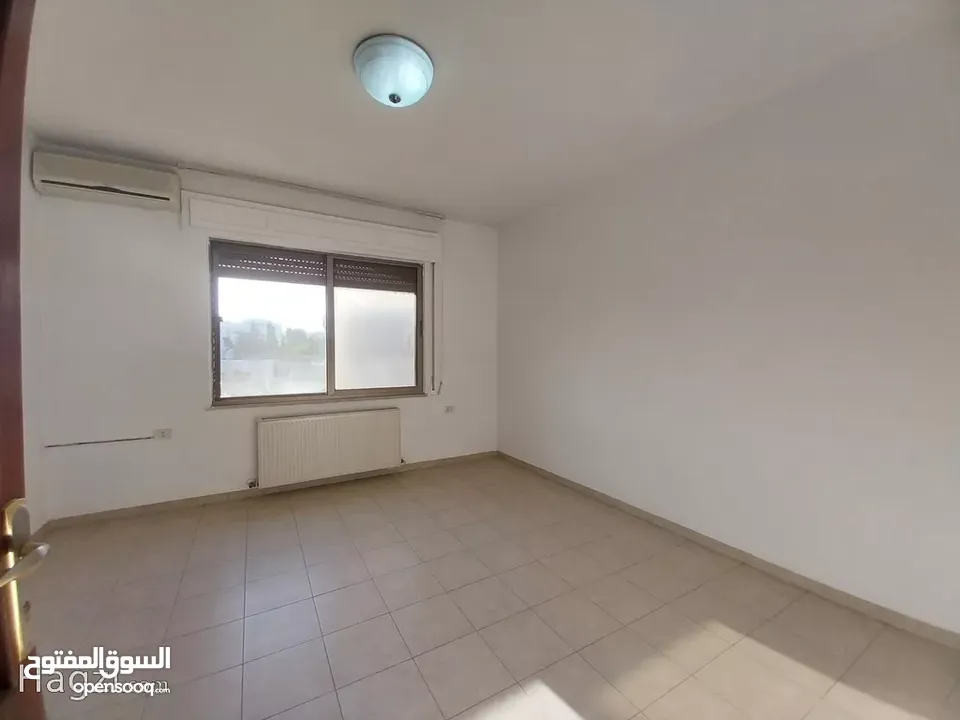 شقة للايجار في عبدون  ( Property 33878 ) سنوي فقط