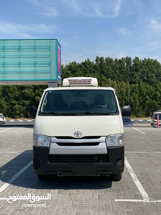 Toyota Hiace Chiller (2017)