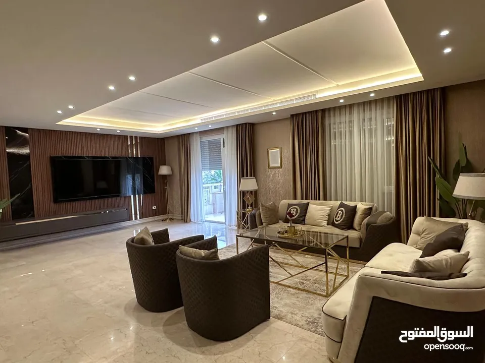 شقة 6 غرف نوم للايجار في الظهير ( Property 39856 )-175046761
