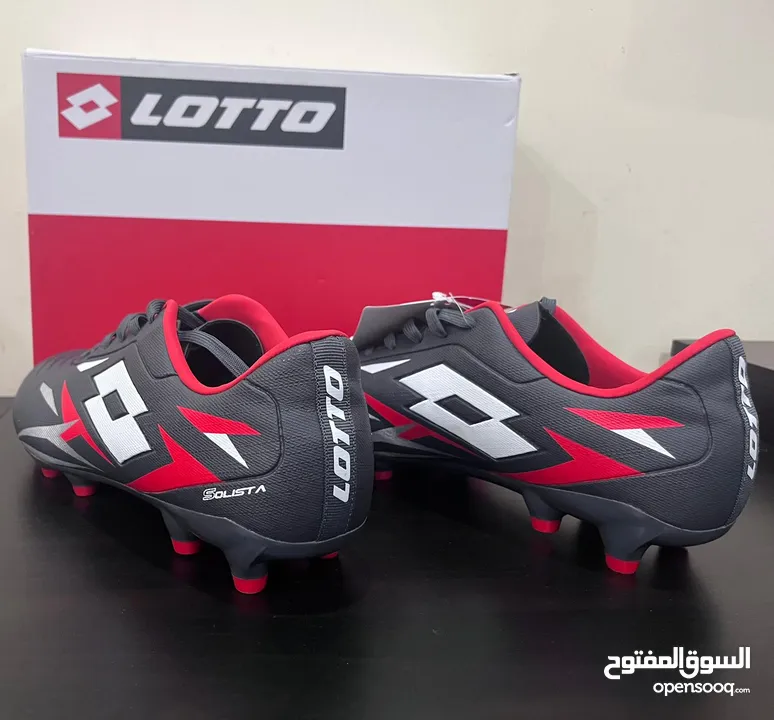 حذاء كرة قدم جديد ماركة لوتو اصلي مقاس 43.5 Football New Shoes Lotto original 43.5