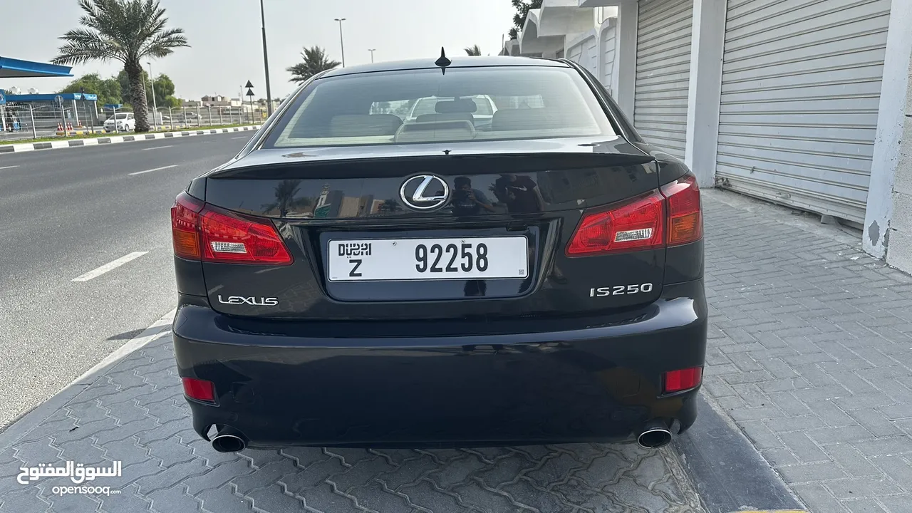 LEXUS IS250