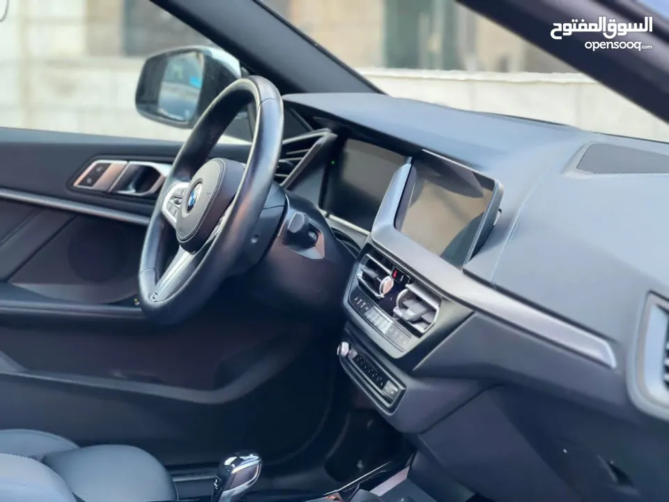 سيارة مميزة