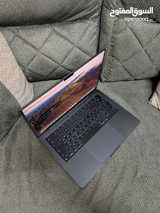 Macbook Pro 2023 m3 pro شرق اوسط  بسعر مغري جدا