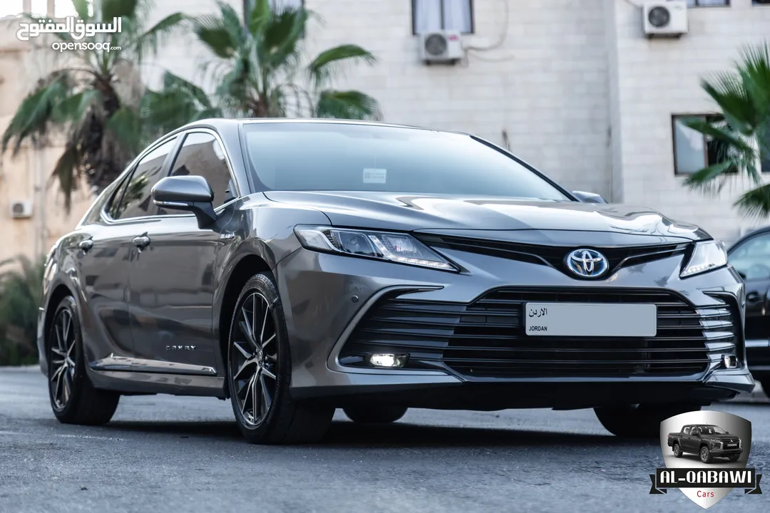 Toyota Camry Gle 2023  السيارة بحالة ممتازة جدا و قطعت مسافة 70,000 كيلو متر