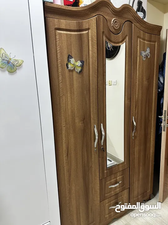 Bedroom wardrobe/cupboard for sale