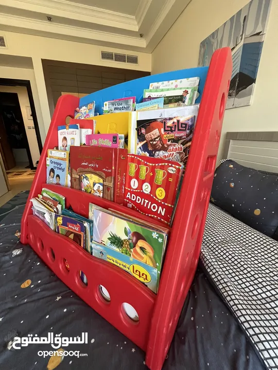 Bookshelf (for kids)