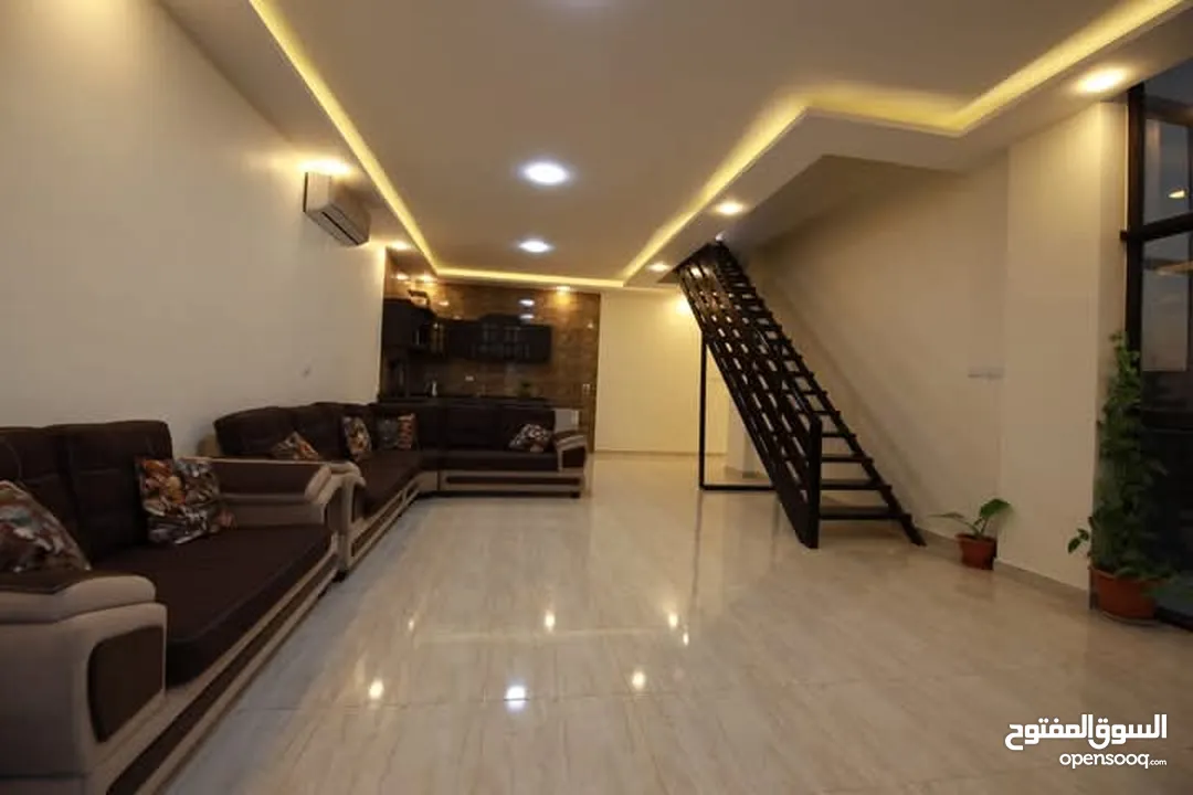مزارع وشاليهات فينان FAYNAN عمان شارع المطار ام العمد مسافه عشر دقائق من ايكيا شارع المطار