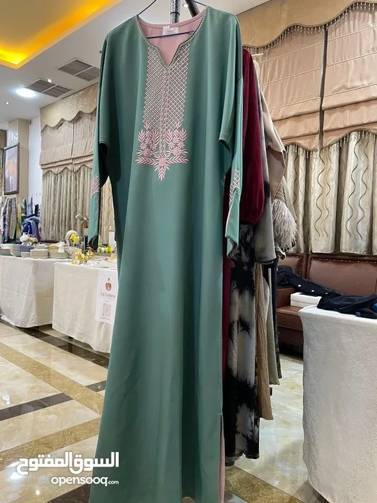 عبايات صيفية بأسعار منافسة