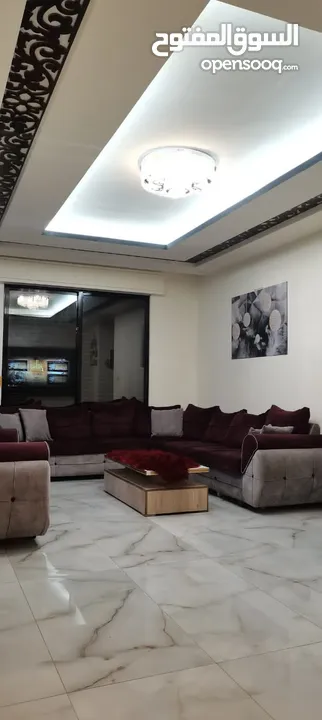 شقه لي البيع