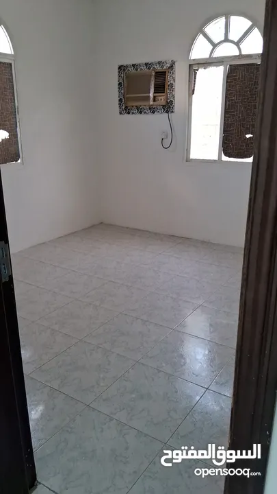 2 bedroom g floor Flatr with ac and wide kitchen