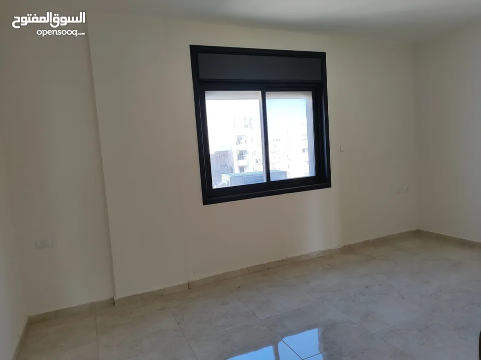 فرصة سكنية لا تعوض – شقة جديدة سوبر ديلوكس للبيع في رام الله التحتا