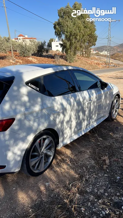 سيات ليون الاكثر طلباً سيارة اقتصادية ورائعة