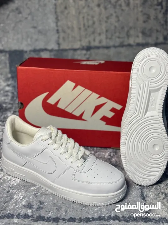 بوت الNIKE الأصلي