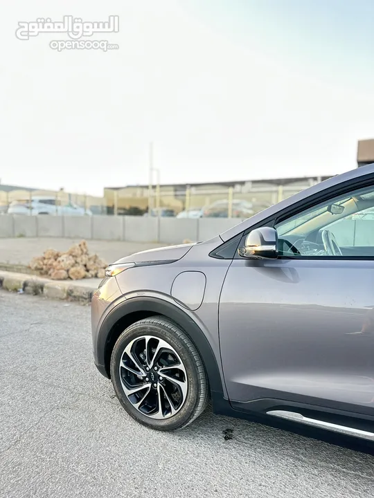 CHEVROLET BOLT EVU 2023 فحص كامل كرت ابيض فل كامل للبيع بسعر مغري.