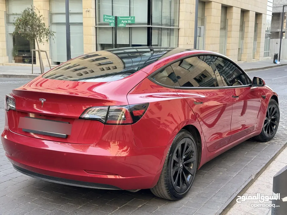 Model 3 / standard plus 2021 Autoscore B+      بحالة الوكالة (%84) اعلى سكور فحص كامل / عداد قليل