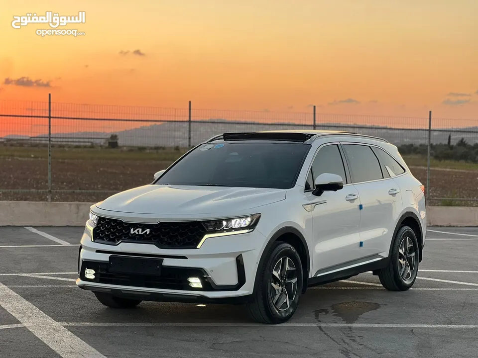 كايا سورينتو 2022 /فل الفل  فتحة سقف بانوراما  2x4 ///240Hp بنزين + كهرباء  ( Haybrid) 1600cc