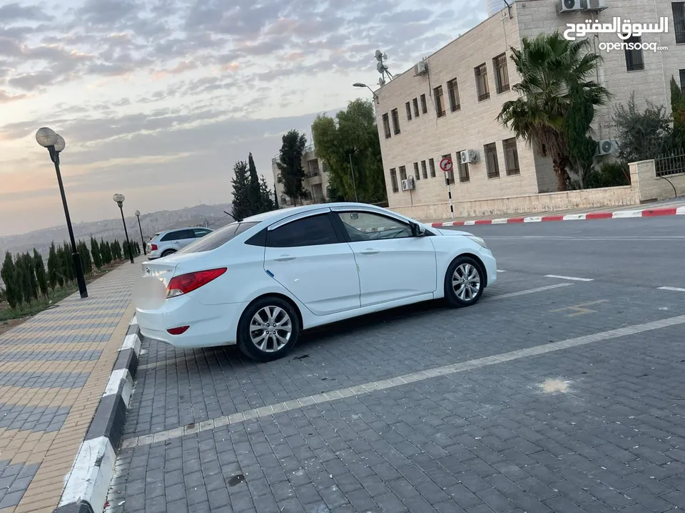 متوفر للبيع سيارات هونداي اكسنت ديزل وبنزين وجبات سبورتاج سيارات نخب ما شاء الله