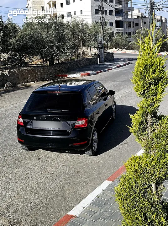سكودا فابيا 2022 اوتماتيك بنزين سحب شركة فحص نخب
