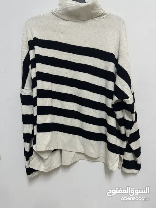 ملابس نسائية مستعمل شبه جديد