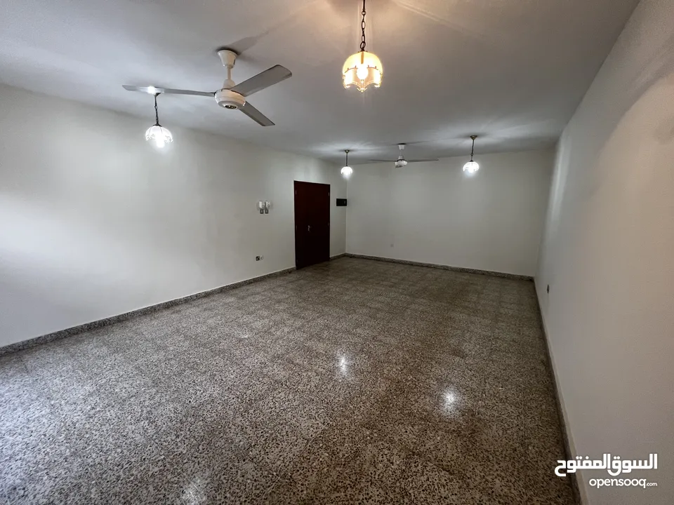 Spacious 3 Bedroom flats at Ruwi, next to Karama Hyper market.