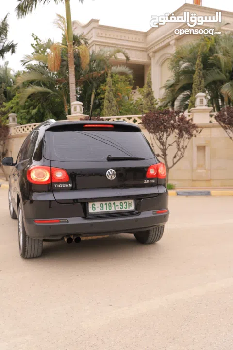 جيب تيجوان موديل 2010-اتومتيك-ماتور 2000تربوا -بنزين فل فل اضافات مع فتحة سقف بنوراما-فحص شركة ونخب