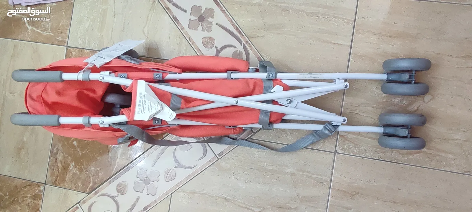 عرباية أطفال ماركةRED TAG يناسب الاولاد والبنات