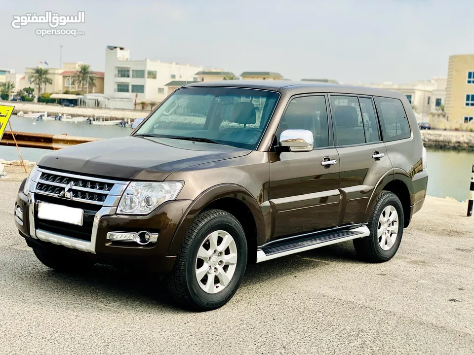 Mitsubishi Pajero 2020 Model 4WD for sale (0 accident)