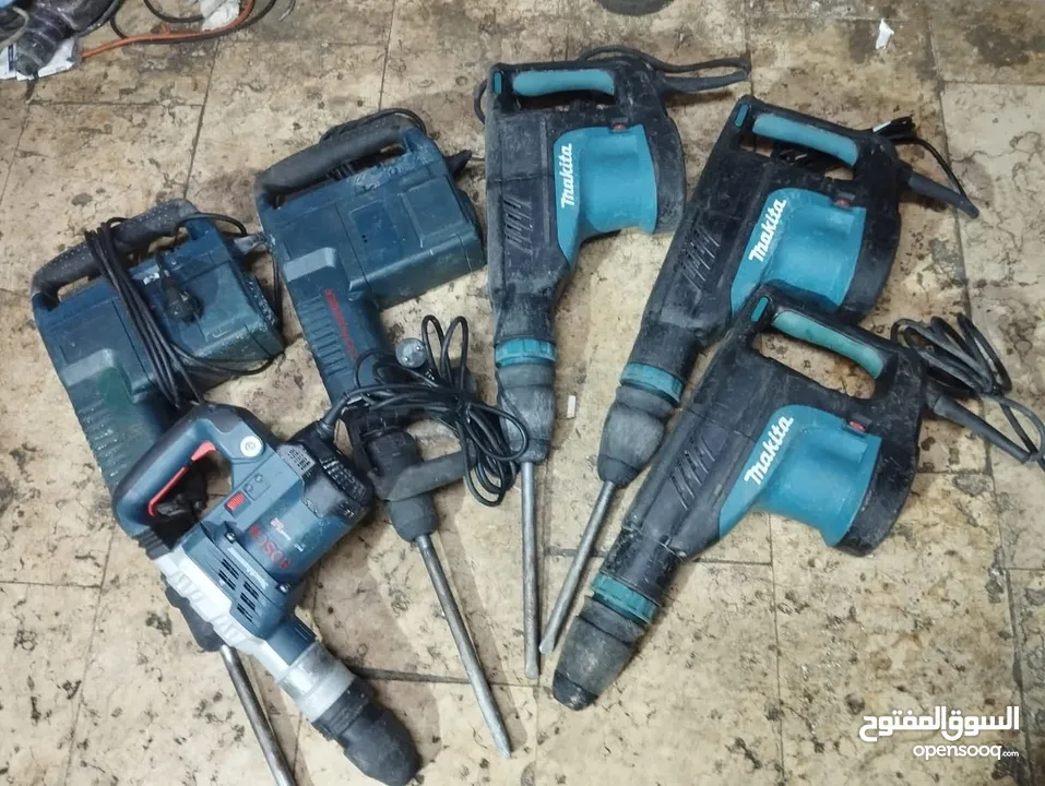 عدد مستعمله أصلي 100%مع ضمان ويوجد توصيل