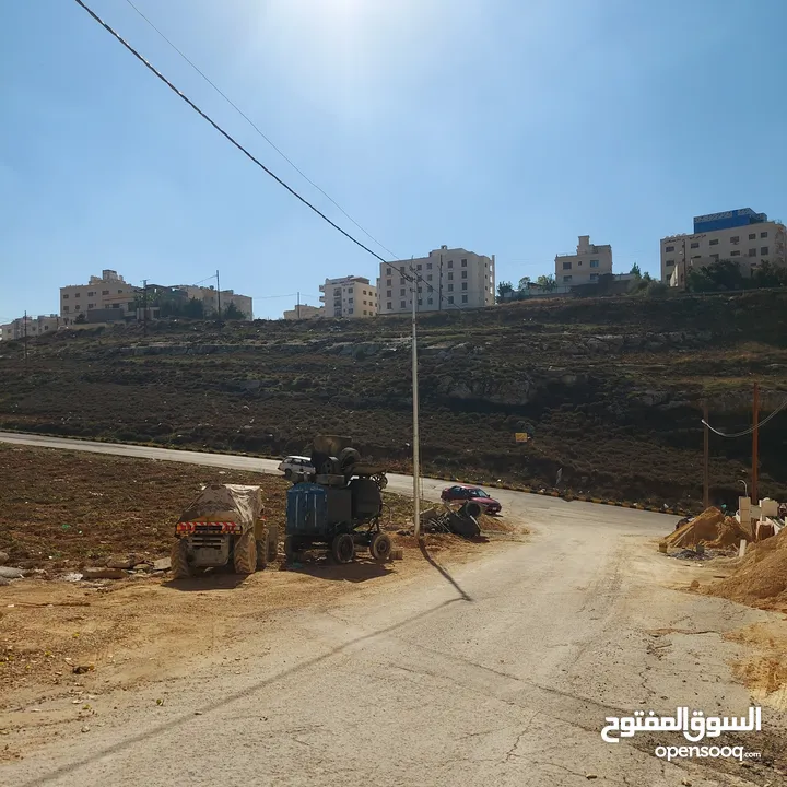 قطعه ارض للبيع مساحه 793 متر مربع  في عمان - ناعور - وادي الكبرا خلف محطه السلام طريق البحر الميت