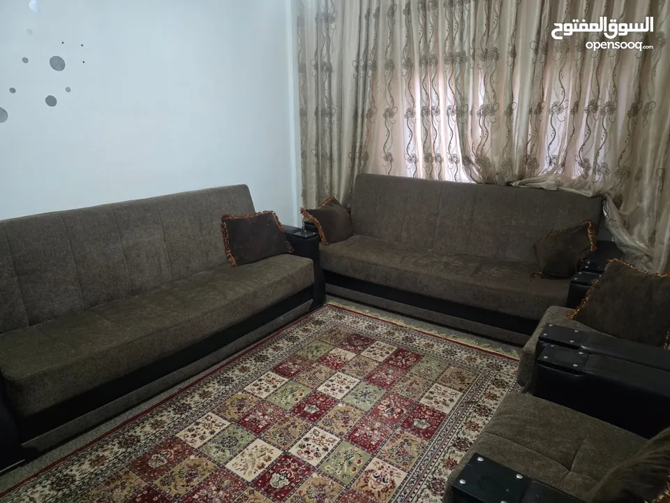 كنب للبيع 8 مقاعد  3 في 1