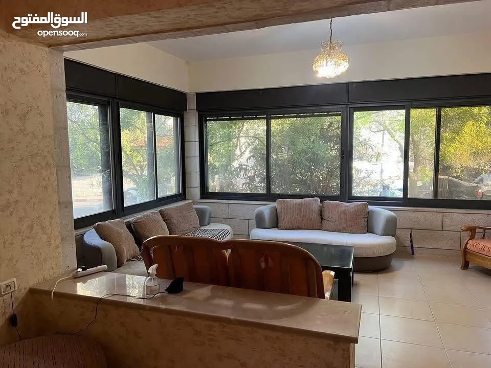 شقه مفروشه للايجار في رام الله التحتا قرب البنك العربي