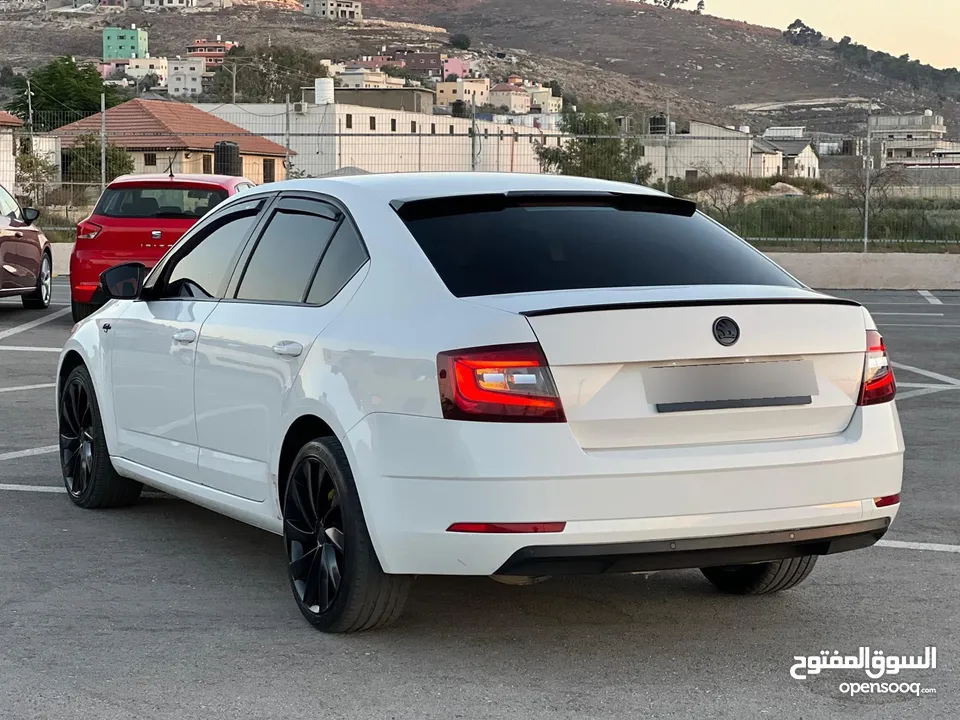 سكودا اكتافيا 2019/اتوماتيك ماتور 2000 ديزل فل الفل بدون فتحة بلاك اديشن