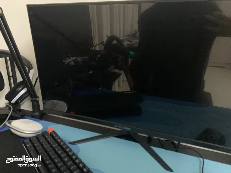 اكس بوكس سيريس اس 1 تيرا و شاشه جيمنج 120hz 2.1 hdmi و سكان وجير ودوستت